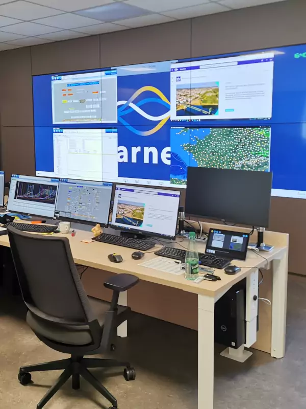 SAUR Marneo Operational Control Center.